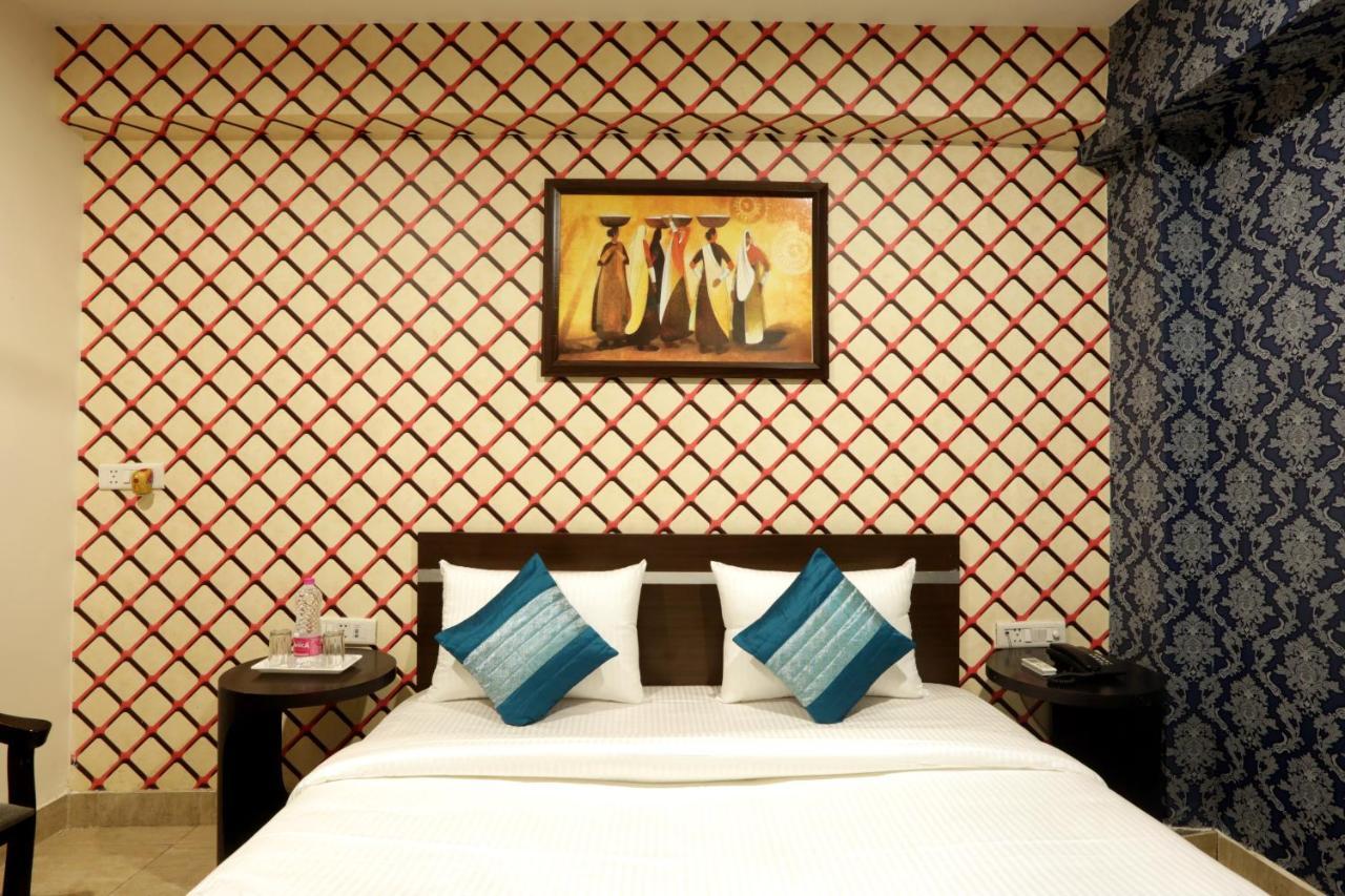 Hotel Green Plaza At Airport Nueva Delhi Exterior foto