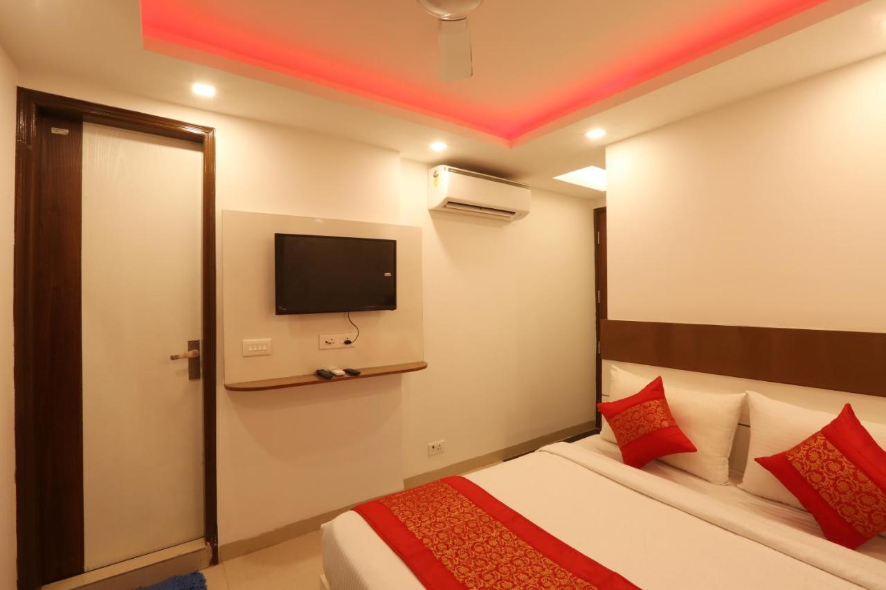 Hotel Green Plaza At Airport Nueva Delhi Exterior foto